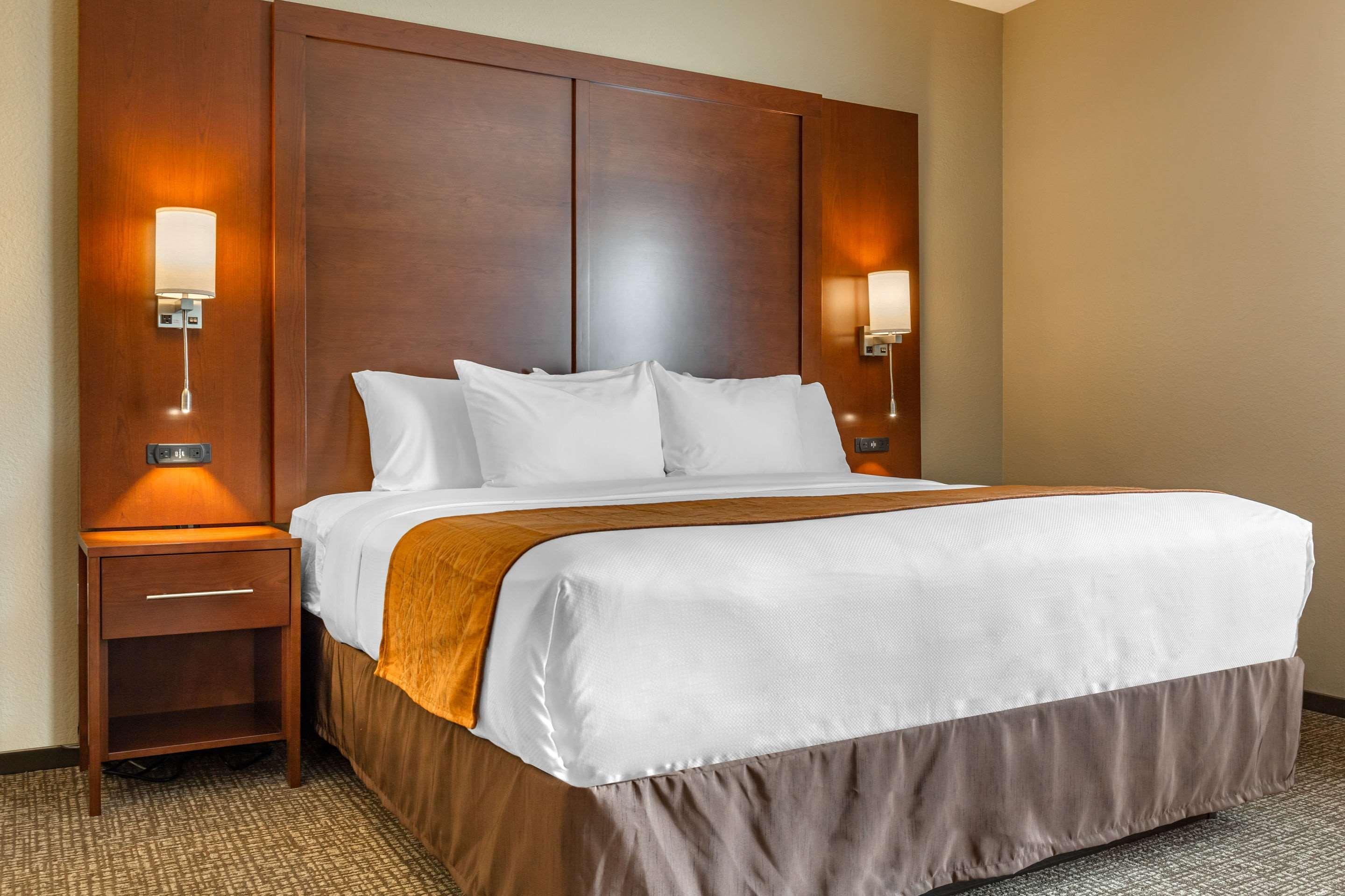 Comfort Inn & Suites Boise Airport Экстерьер фото