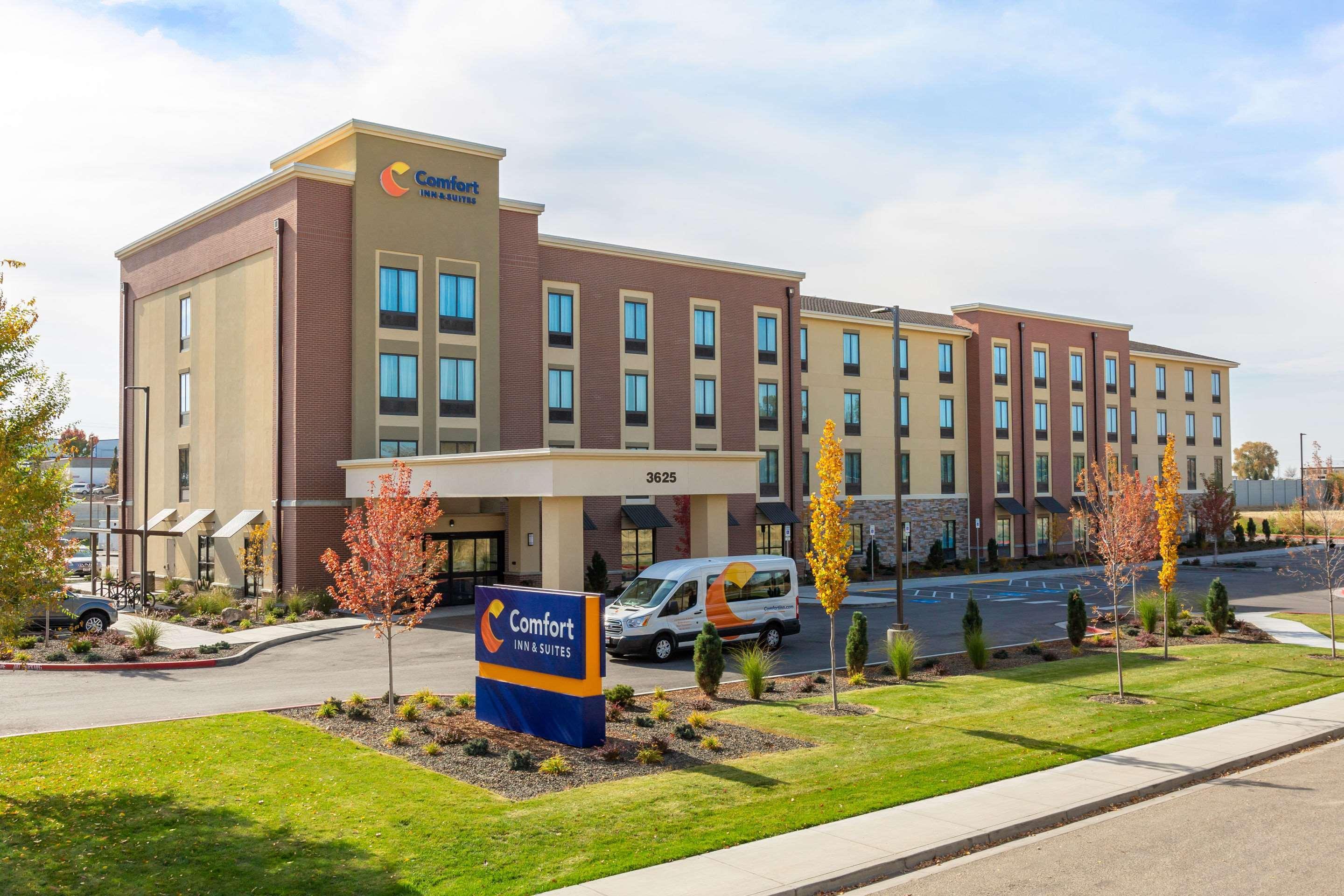 Comfort Inn & Suites Boise Airport Экстерьер фото