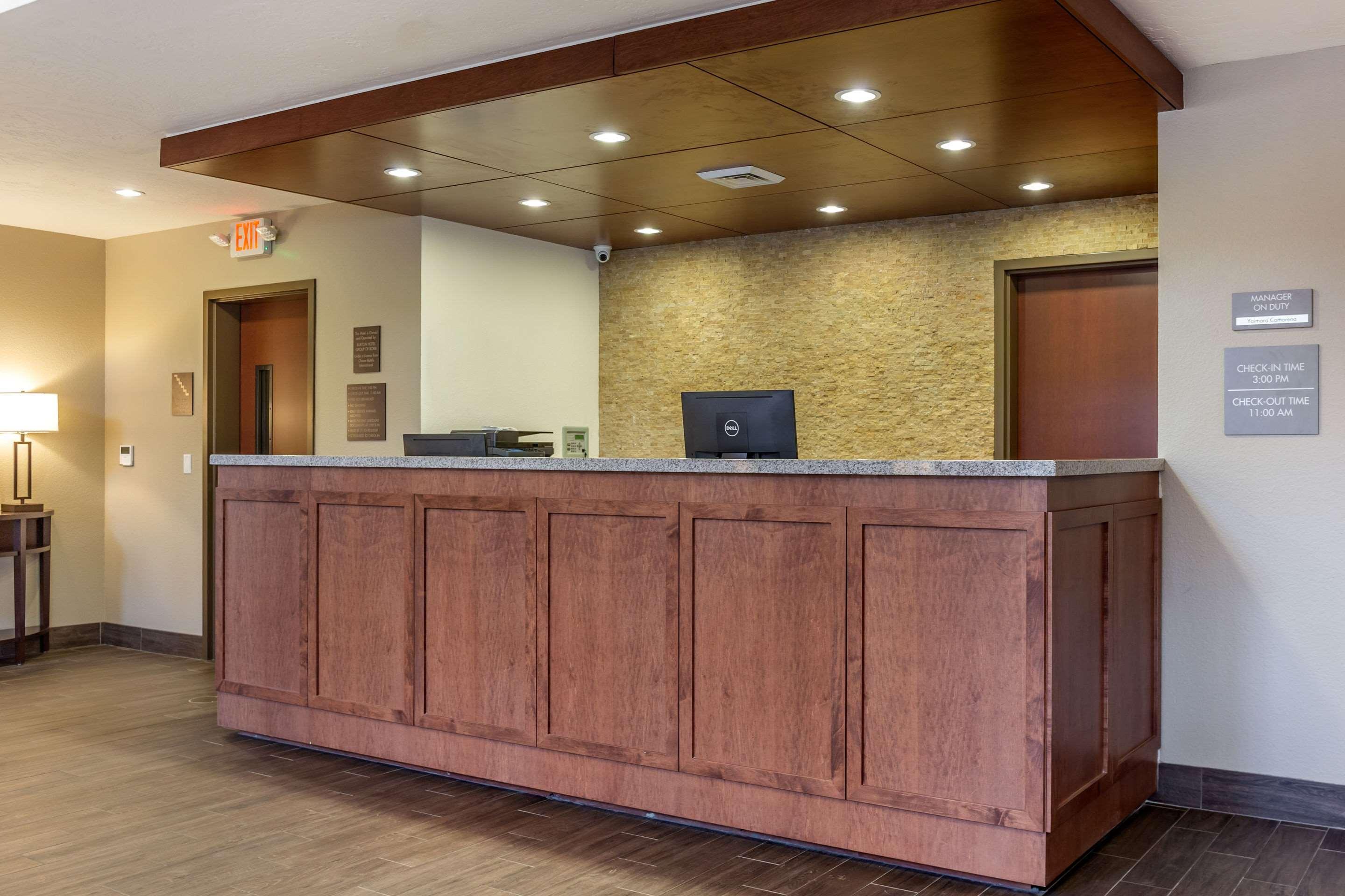 Comfort Inn & Suites Boise Airport Экстерьер фото