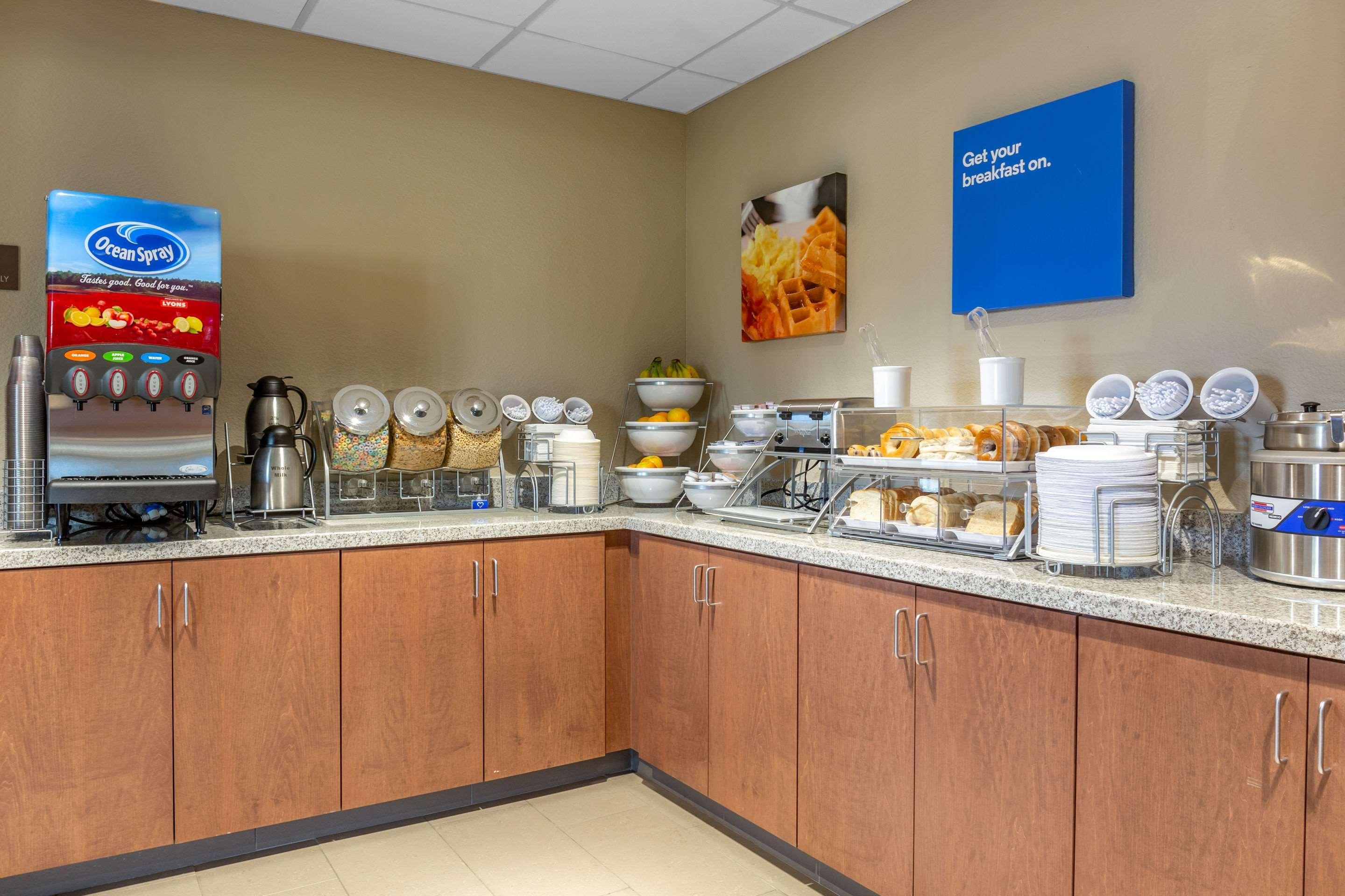 Comfort Inn & Suites Boise Airport Экстерьер фото