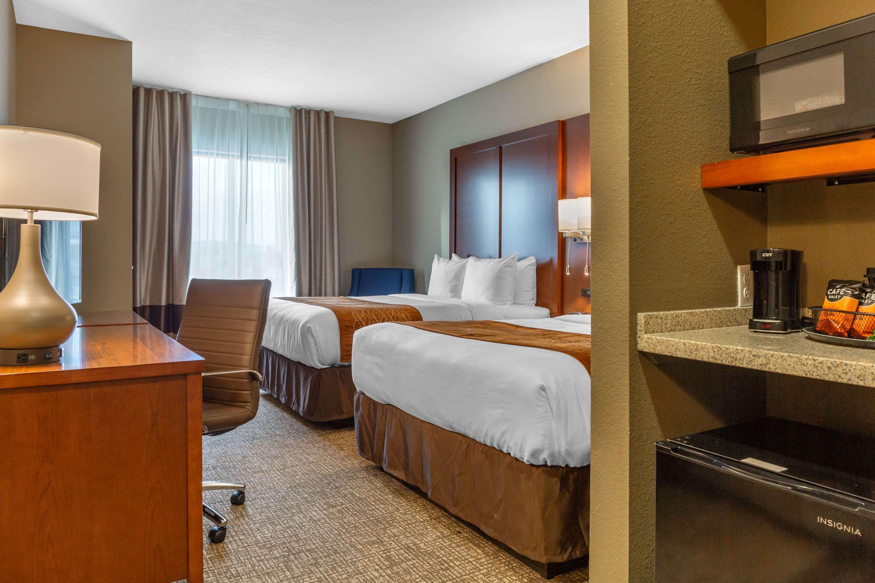 Comfort Inn & Suites Boise Airport Экстерьер фото