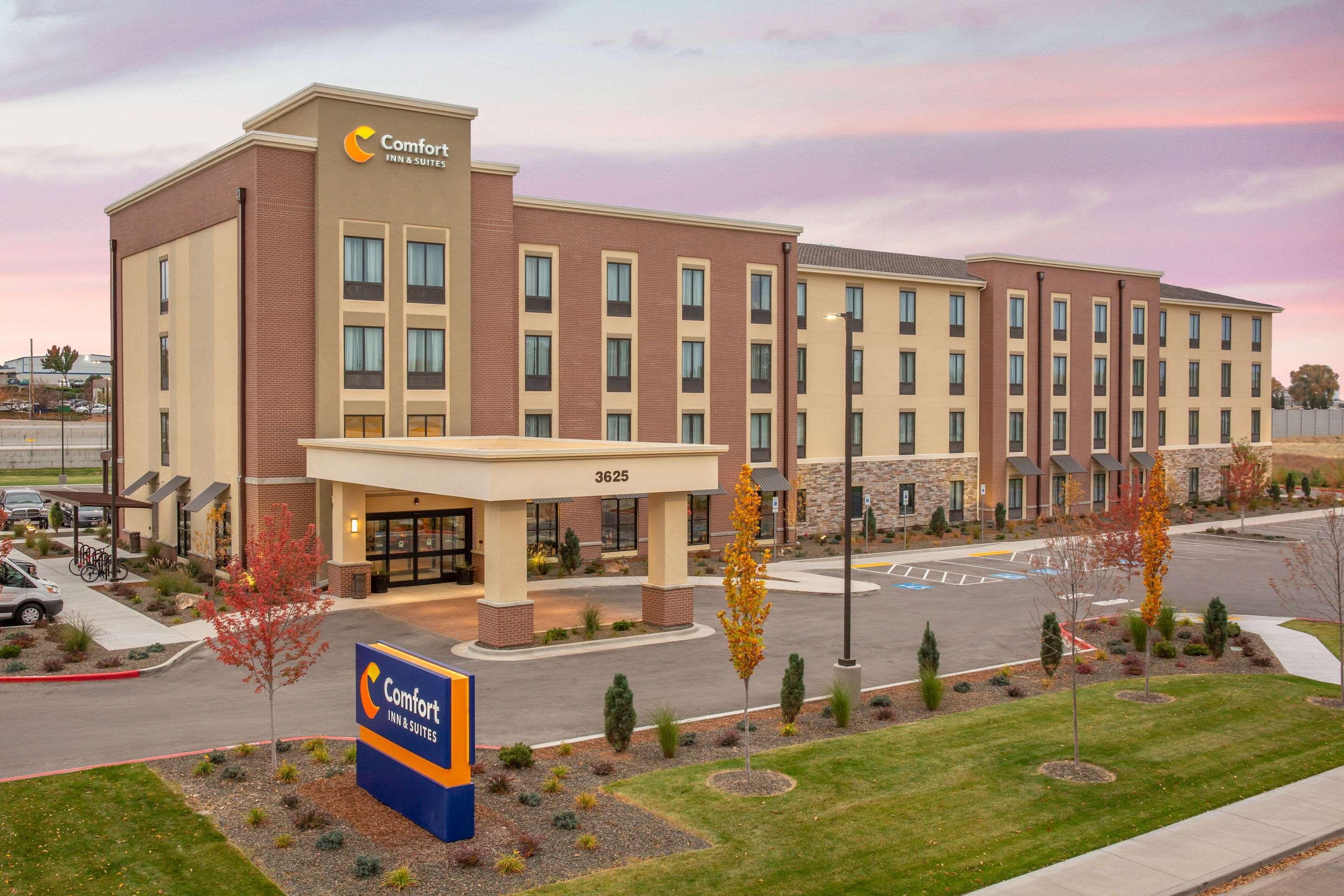 Comfort Inn & Suites Boise Airport Экстерьер фото