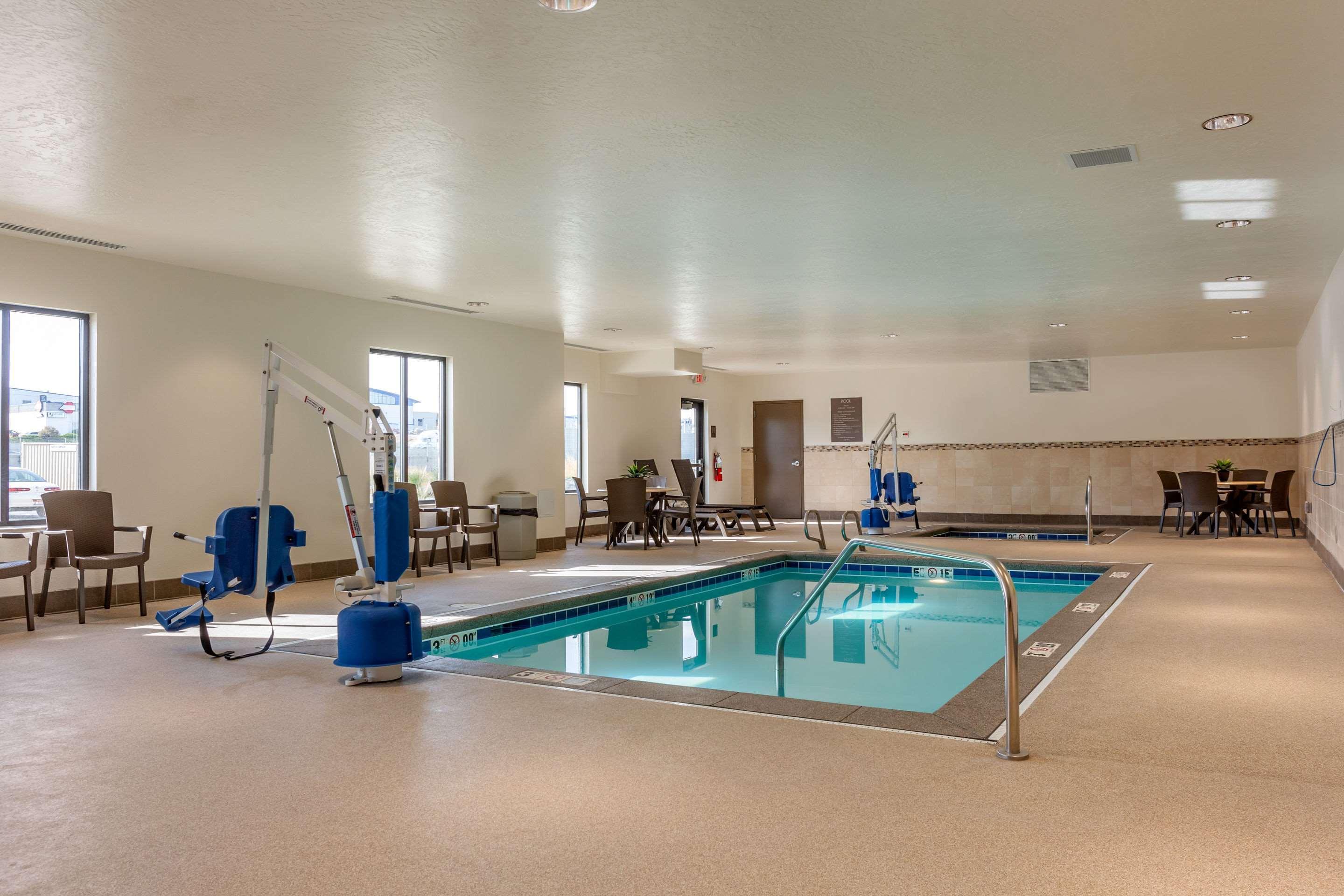 Comfort Inn & Suites Boise Airport Экстерьер фото