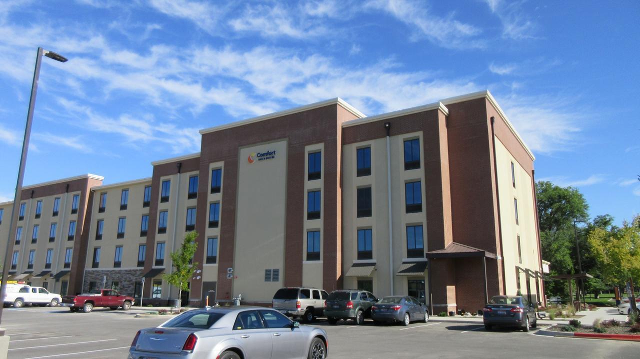 Comfort Inn & Suites Boise Airport Экстерьер фото