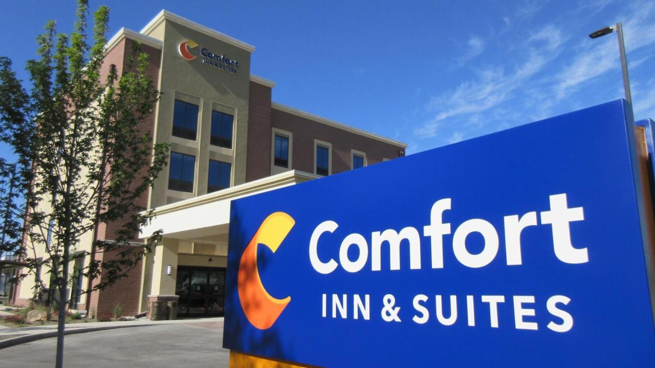 Comfort Inn & Suites Boise Airport Экстерьер фото